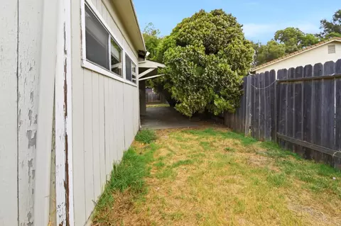 Exterior - 2338 Bobwhite Ct, Fairfield, CA 94533 photo 4 of 8