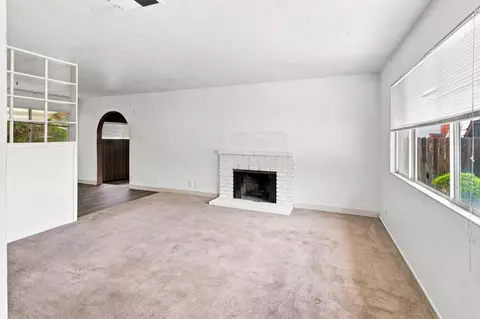 Living - 2338 Bobwhite Ct, Fairfield, CA 94533 photo 1 of 6