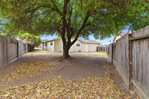 Exterior - 2338 Bobwhite Ct, Fairfield, CA 94533 photo 8 of 8