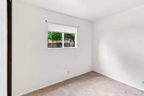 Bedroom - 2338 Bobwhite Ct, Fairfield, CA 94533 photo 6 of 10