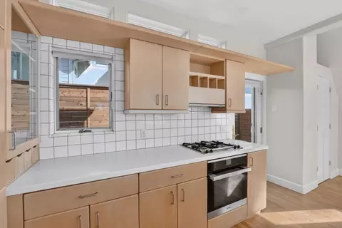 Kitchen - 460 Lake Ave, Santa Cruz, CA 95062 photo 4 of 10
