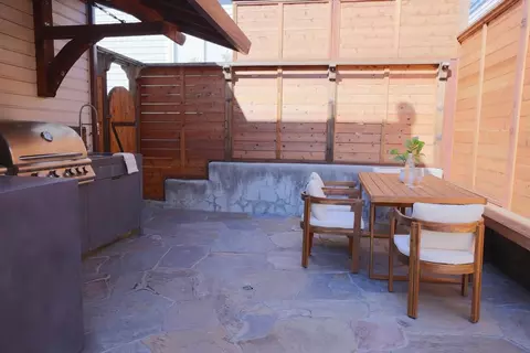 Exterior - 460 Lake Ave, Santa Cruz, CA 95062 photo 3 of 6