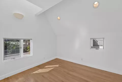 Bedroom - 460 Lake Ave, Santa Cruz, CA 95062 photo 4 of 6