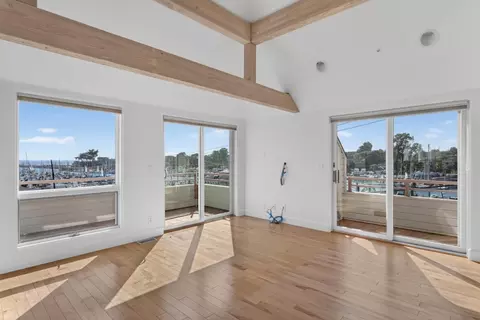 Living - 460 Lake Ave, Santa Cruz, CA 95062 photo 14 of 14