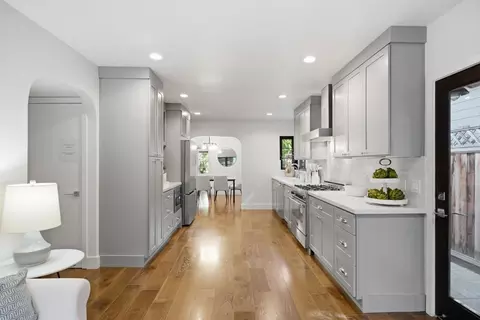 Entry Way - 591 Sierra, Mountain View, CA 94041 photo 1 of 1
