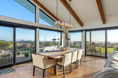 Dining - 145 Coy Dr, Watsonville, CA 95076 photo 4 of 4