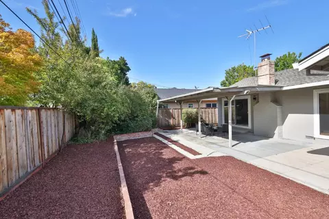 Exterior - 10815 Estates Dr, Cupertino, CA 95014 photo 4 of 6