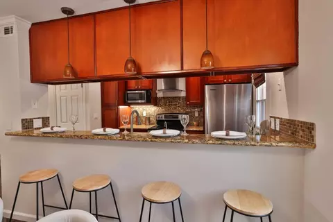 Kitchen - 248 E Red Oak Dr E, Sunnyvale, CA 94086 photo 3 of 3