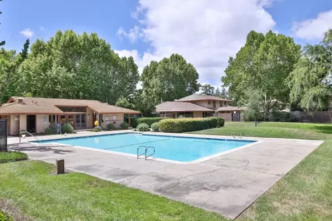 Exterior - 248 E Red Oak Dr E, Sunnyvale, CA 94086 photo 6 of 7