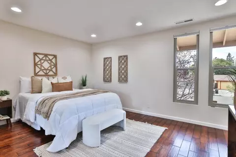Bedroom - 248 E Red Oak Dr E, Sunnyvale, CA 94086 photo 1 of 3