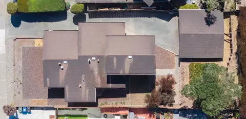 View/Area - 835 Pine St, Monterey, CA 93940 photo 3 of 4