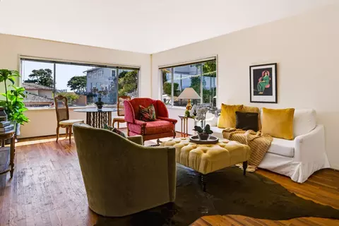 Living - 835 Pine St, Monterey, CA 93940 photo 1 of 2