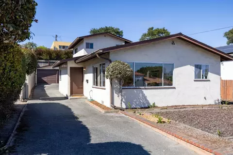 Exterior - 835 Pine St, Monterey, CA 93940 photo 1 of 5