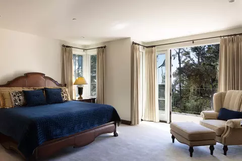 Bedroom - 1540 Viscaino Rd, Pebble Beach, CA 93953 photo 4 of 6