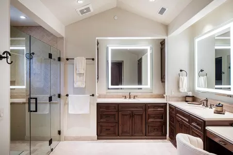 Bath - 1540 Viscaino Rd, Pebble Beach, CA 93953 photo 1 of 4