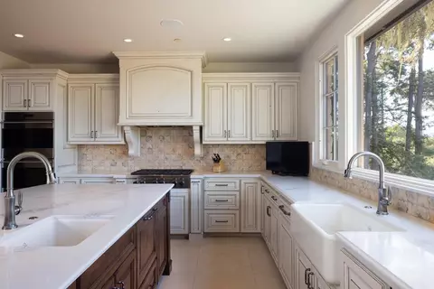Kitchen - 1540 Viscaino Rd, Pebble Beach, CA 93953 photo 3 of 5