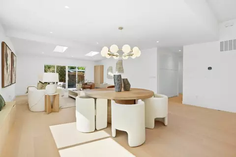Dining - 202 Thompson Ave, Mountain View, CA 94043 photo 1 of 5