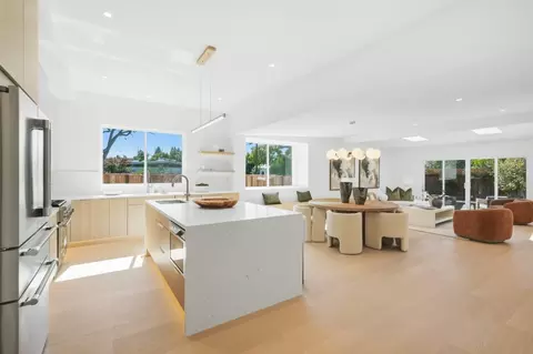 Kitchen - 202 Thompson Ave, Mountain View, CA 94043 photo 1 of 9