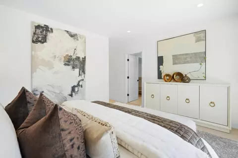 Bedroom - 202 Thompson Ave, Mountain View, CA 94043 photo 11 of 14