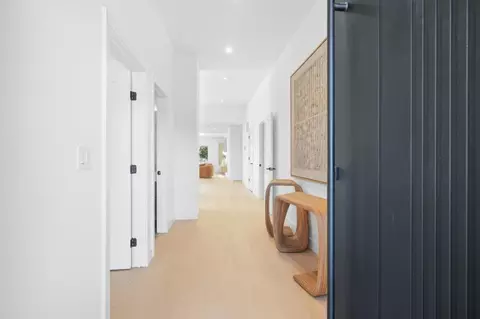 Entry Way - 202 Thompson Ave, Mountain View, CA 94043 photo 2 of 3