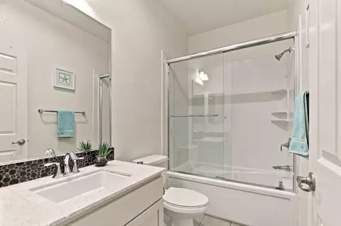 Bath - 1542 Bleecker St, Milpitas, CA 95035 photo 1 of 3