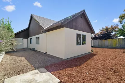 Exterior - 6053 Thurber Ln, Santa Cruz, CA 95065 photo 7 of 8