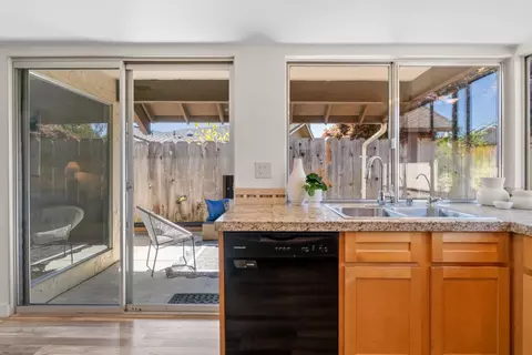 Kitchen - 6053 Thurber Ln, Santa Cruz, CA 95065 photo 5 of 5