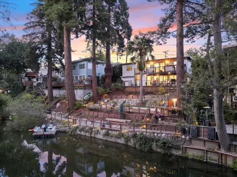 View/Area - 539 Riverview Dr, Capitola, CA 95010 photo 2 of 6