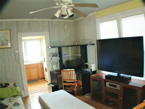 Living - 430-434 Franklin St, Mountain View, CA 94041 photo 3 of 3