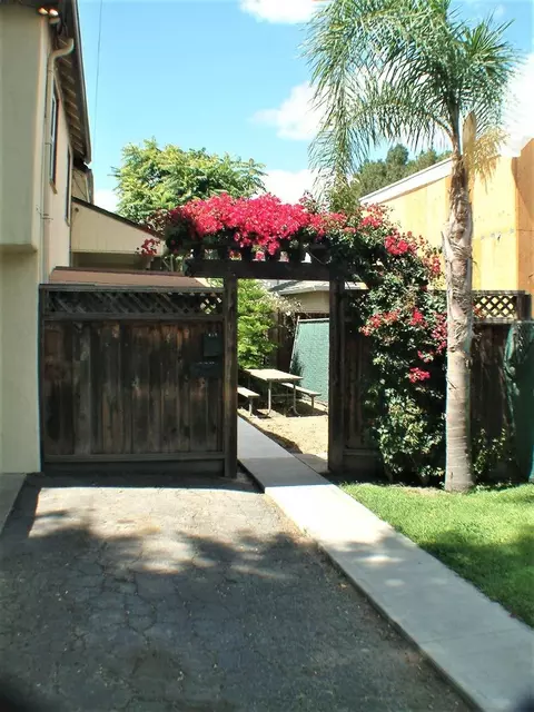 Exterior - 430-434 Franklin St, Mountain View, CA 94041 photo 2 of 7