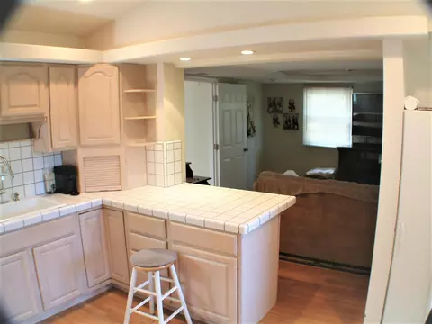 Kitchen - 430-434 Franklin St, Mountain View, CA 94041 photo 5 of 9