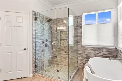 Bath - 1487 Partridge Dr, Gilroy, CA 95020 photo 4 of 4