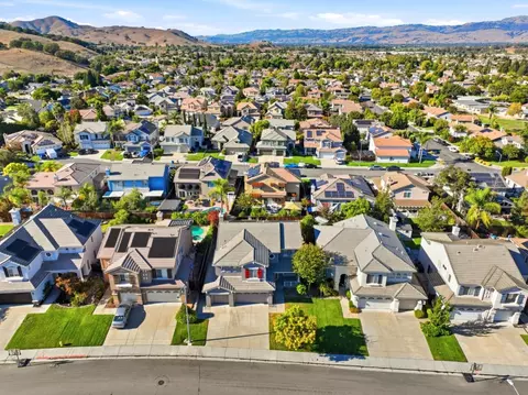 View/Area - 1487 Partridge Dr, Gilroy, CA 95020 photo 2 of 4