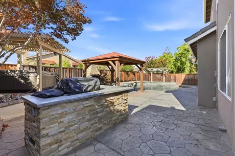 Exterior - 1487 Partridge Dr, Gilroy, CA 95020 photo 6 of 7