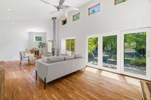 Living - 5300 Glen Haven Rd, Soquel, CA 95073 photo 3 of 8