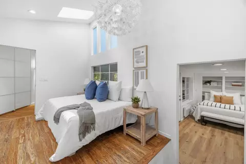 Bedroom - 5300 Glen Haven Rd, Soquel, CA 95073 photo 4 of 14