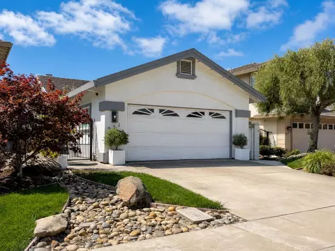 Exterior - 231 Montclair Ln, Salinas, CA 93906 photo 3 of 7