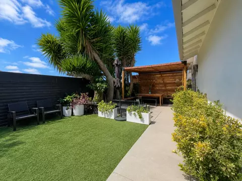 Exterior - 231 Montclair Ln, Salinas, CA 93906 photo 5 of 7