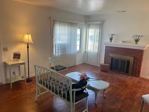 Living - Crescent Way, Salinas, CA 93906 photo 2 of 2