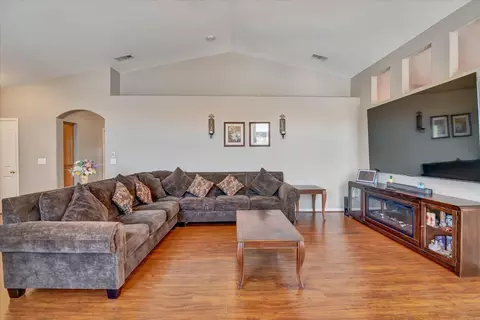 Other - 1093 Lambdin St, Manteca, CA 95336 photo 5 of 8
