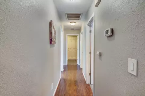 Entry Way - 1093 Lambdin St, Manteca, CA 95336 photo 2 of 2
