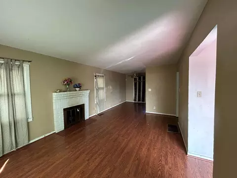 Living - 551 Vallejo Ave, Rodeo, CA 94572 photo 1 of 2