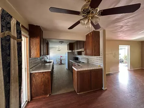 Kitchen - 551 Vallejo Ave, Rodeo, CA 94572 photo 1 of 3