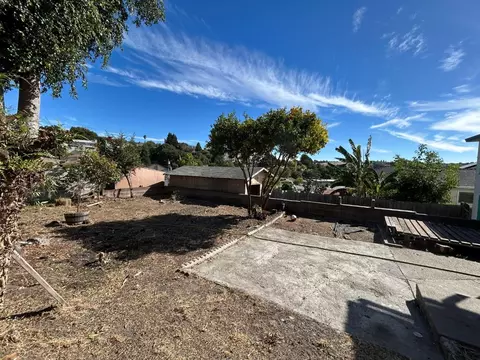 Exterior - 551 Vallejo Ave, Rodeo, CA 94572 photo 11 of 19
