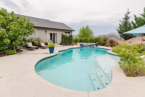 44737 Sun Valley Dr, King City, CA 93930