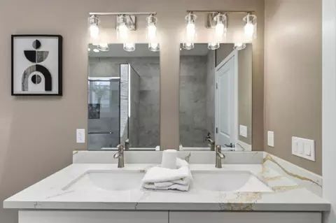 Bath - 55 Calgary St, Daly City, CA 94014 photo 5 of 6