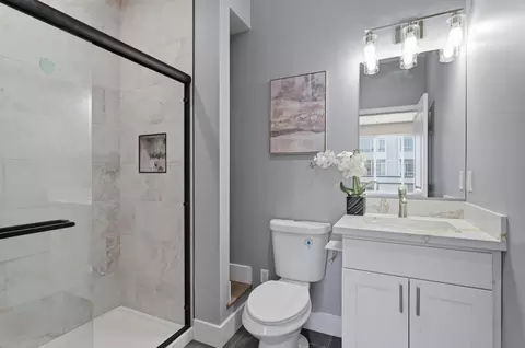 Bath - 55 Calgary St, Daly City, CA 94014 photo 4 of 6
