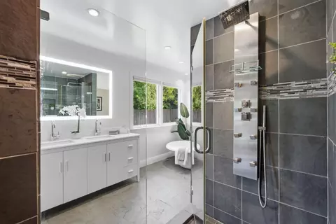 Bath - 1239 Galvez Dr, Pacifica, CA 94044 photo 6 of 7