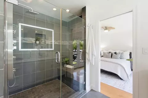 Bath - 1239 Galvez Dr, Pacifica, CA 94044 photo 5 of 7