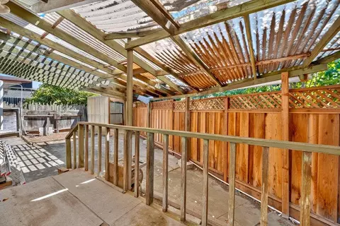 Exterior - 25 Brook Ct, Watsonville, CA 95076 photo 4 of 11
